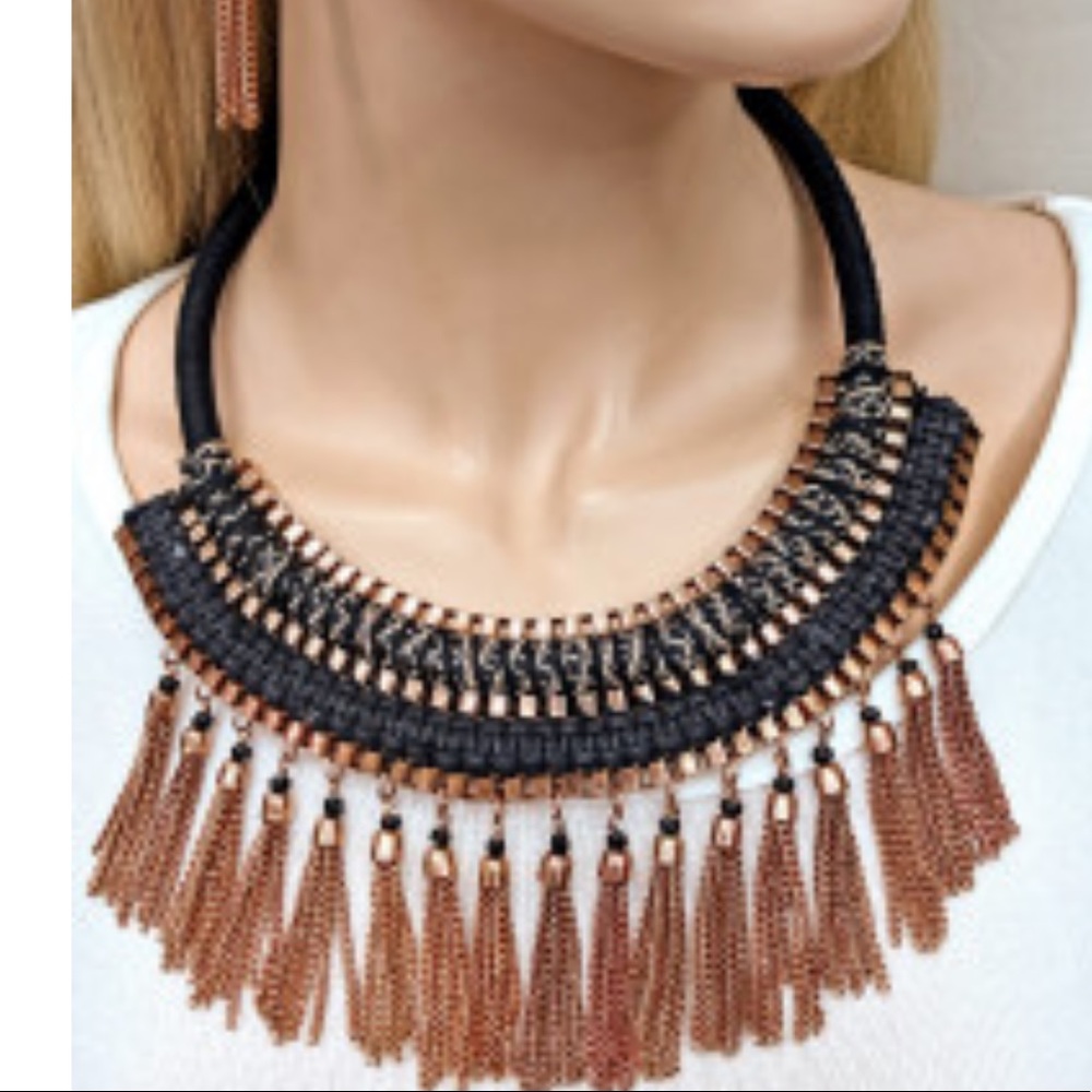Boho collar necklace. - Picture 1 of 3